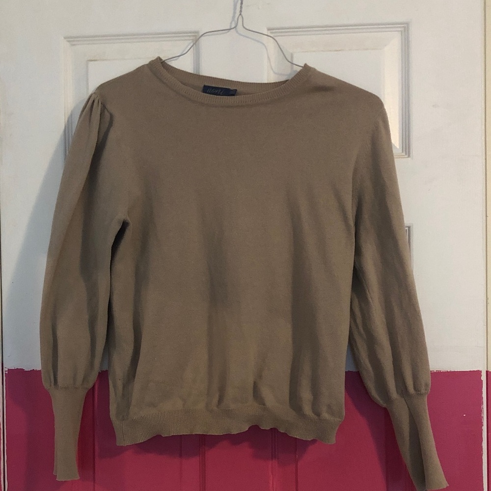 Women’s Tan Crewneck Sweater Top